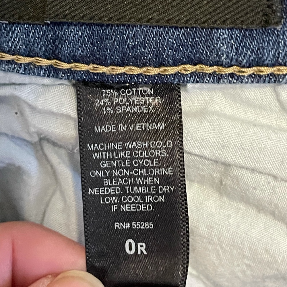 Express Jeans - Picture 2 of 5